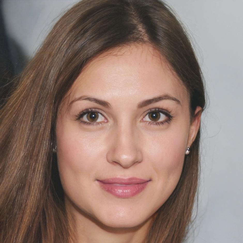 Portrait de Célestine Dubois, experte en développement mobile