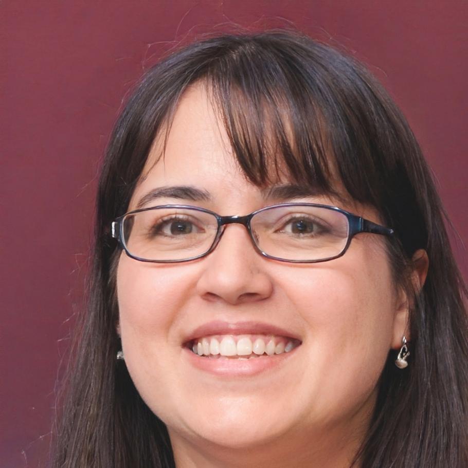 Portrait de Marine Dubois, formatrice experte en développement de jeux mobiles